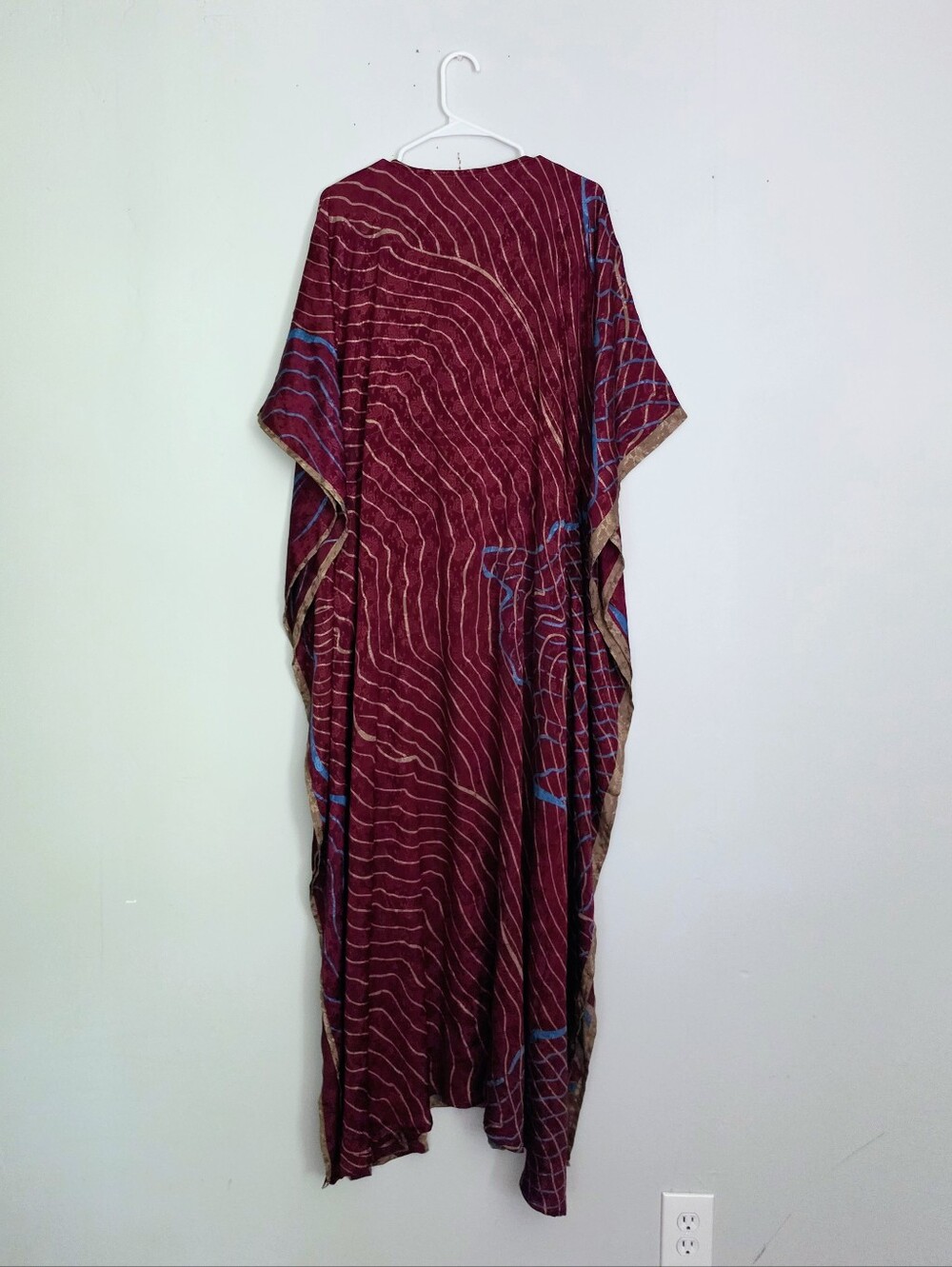 EARTHBOUND Silk Boho Maroon Patterned Kaftan - Picture 5 of 9